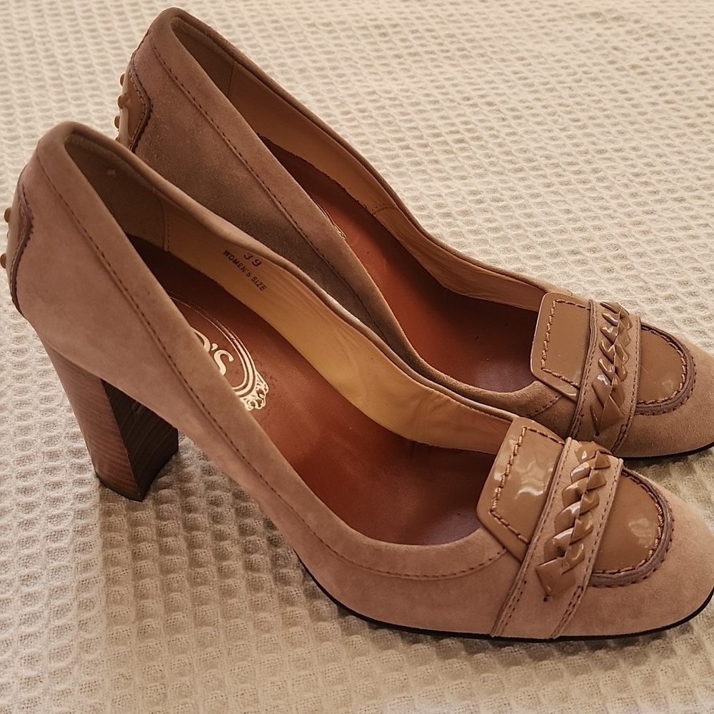 Tods Suede Heels